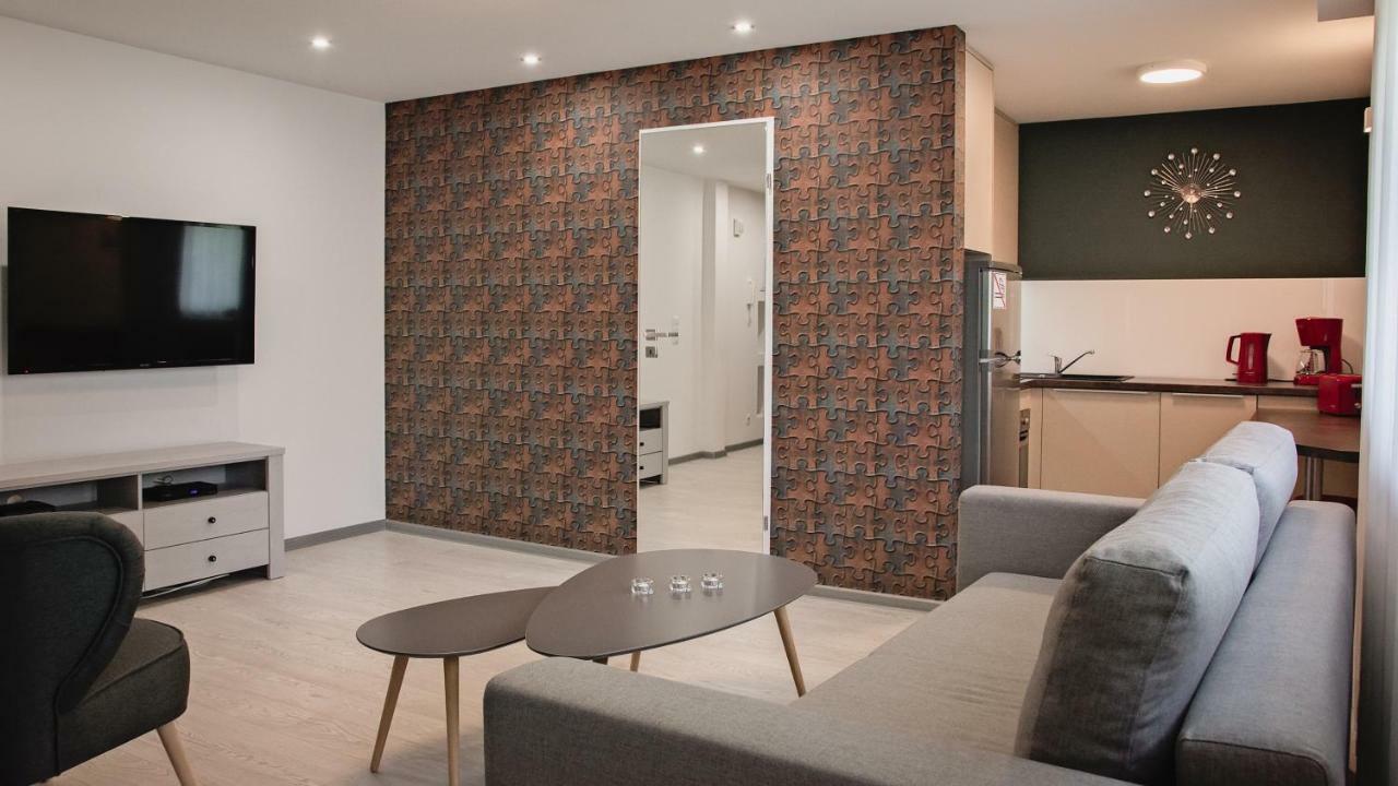 Apartament Piano 3 ราชิบูร์ช ภายนอก รูปภาพ